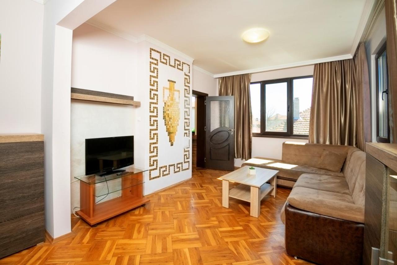 House With Garden Pomorie Exterior foto